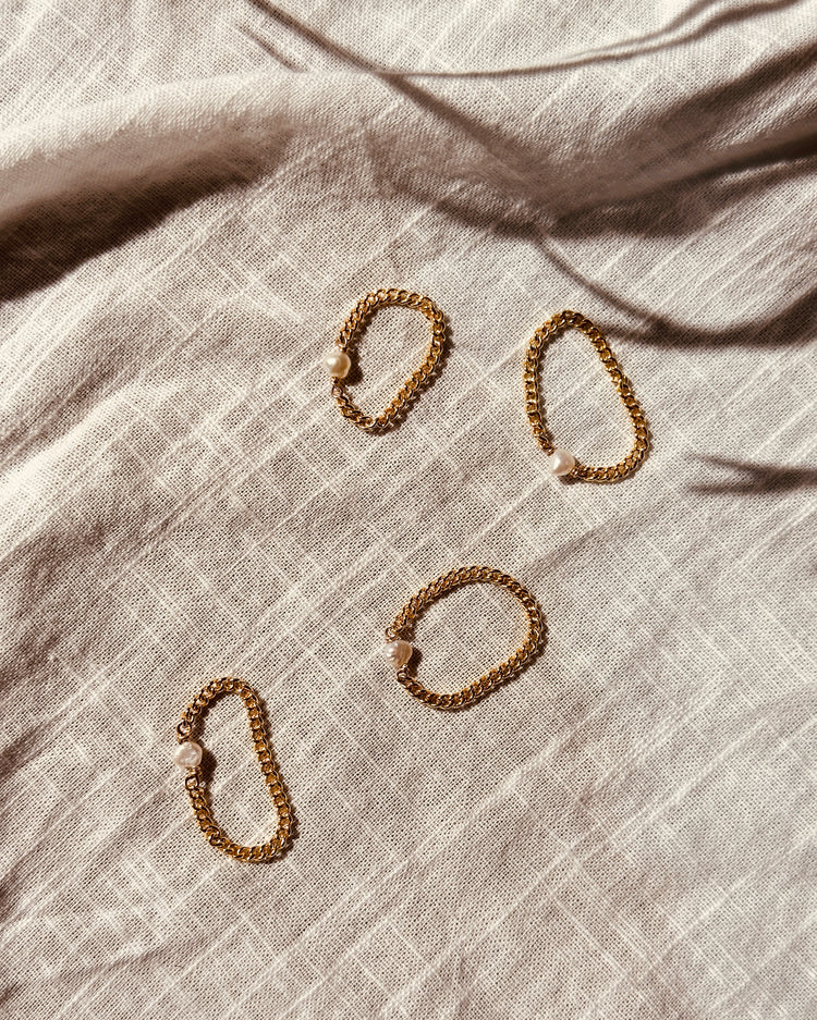 Pearly Chain Ring