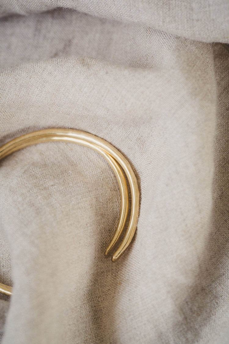Henla Cuff (ws)