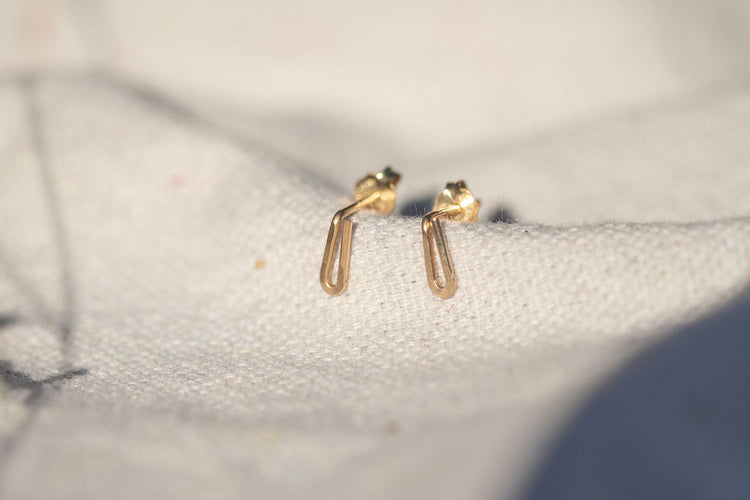 Hund Studs