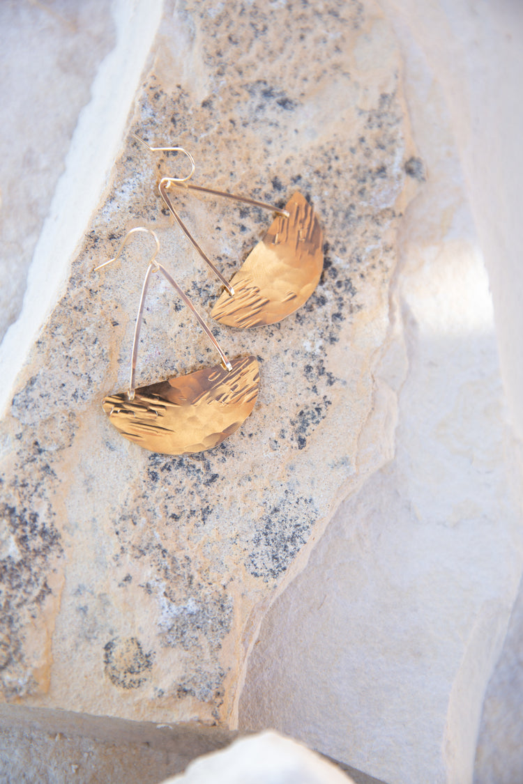 Leelo Dangles (ws)