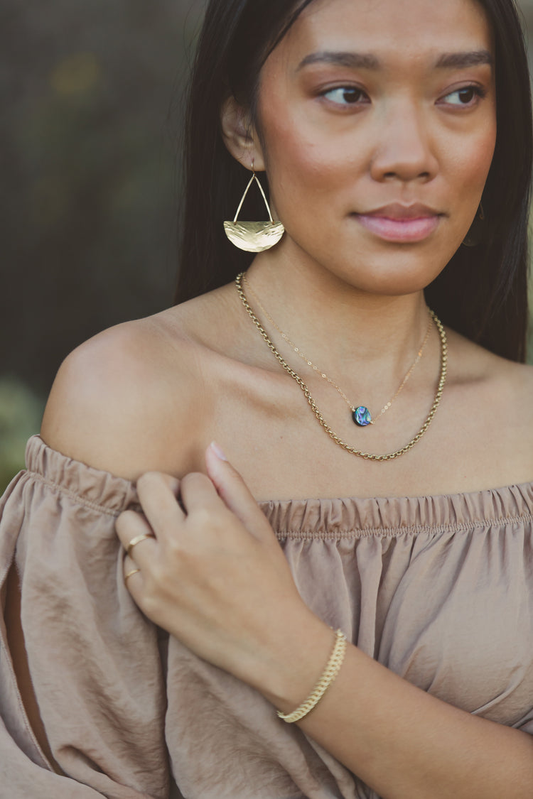 Leelo Dangles (ws)