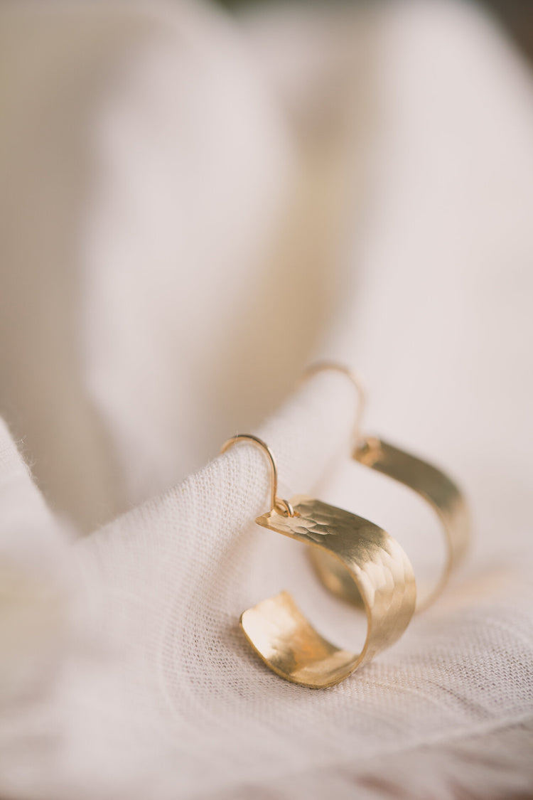 Baby Sierra Hoops (ws)