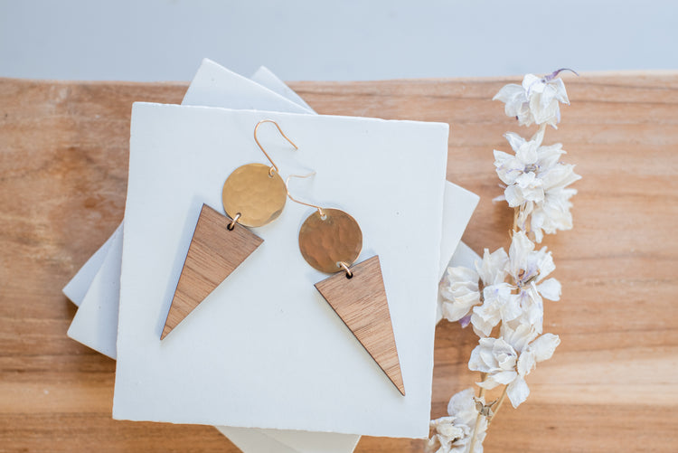 Oak Dangles (ws)
